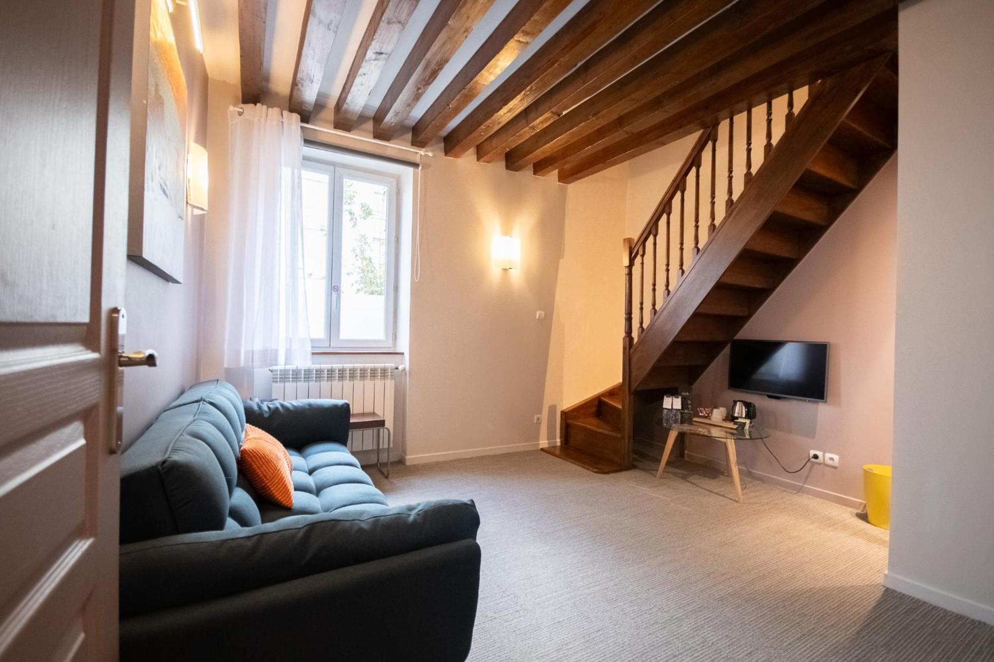 Western Plaisance Hotel 3*