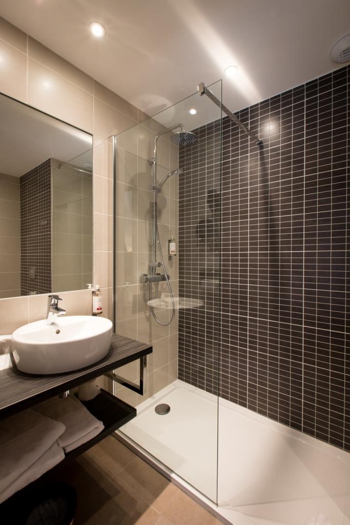 Western Plaisance 3*